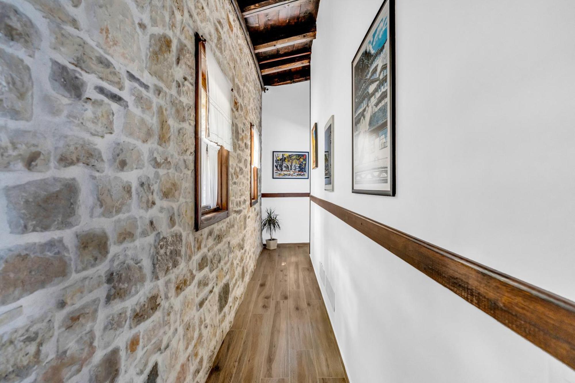 Hotel Bohem Berat Exterior photo