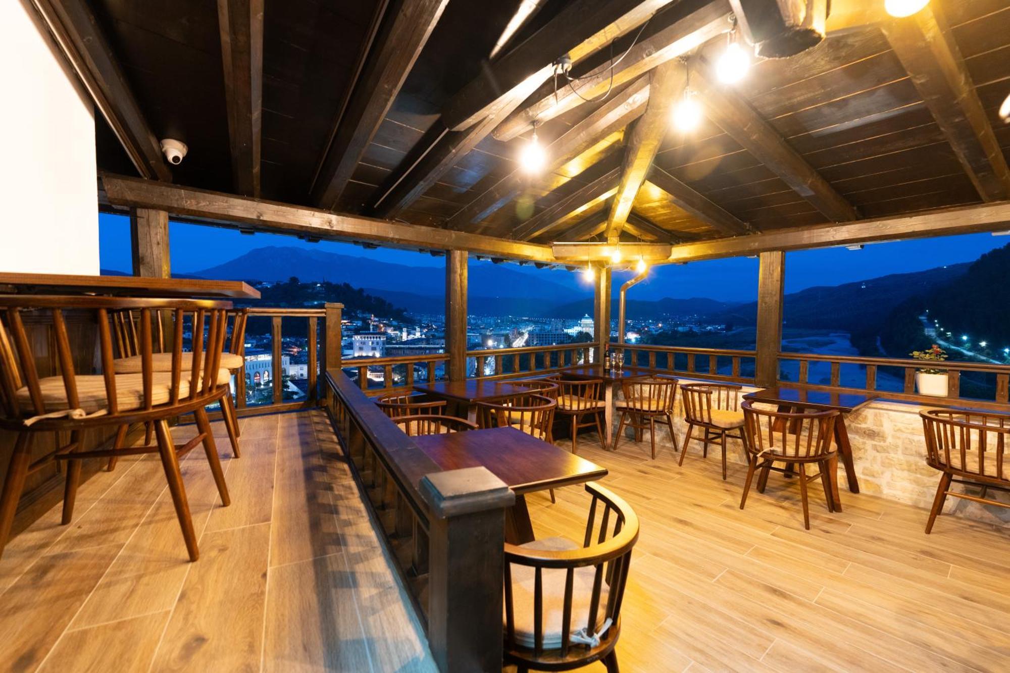 Hotel Bohem Berat Exterior photo